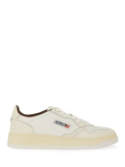 Autry Medalist Low Sneaker In White