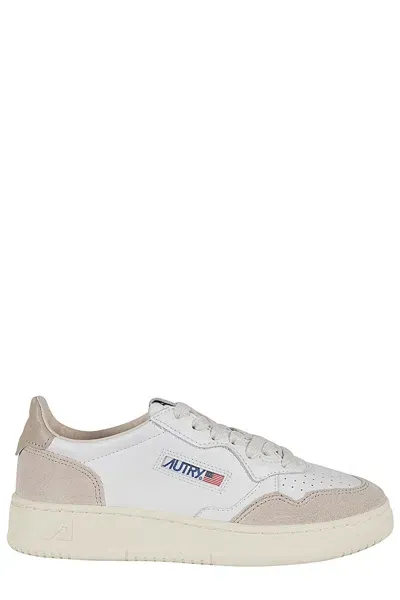 Autry Medalist Low Wom In White