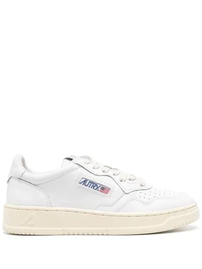 Autry Ll15 Low Sneakers In White