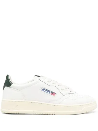 Autry Medalist Sneakers In White