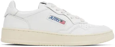 Autry White Medalist Low Sneakers In Leat/leat Wht/wht