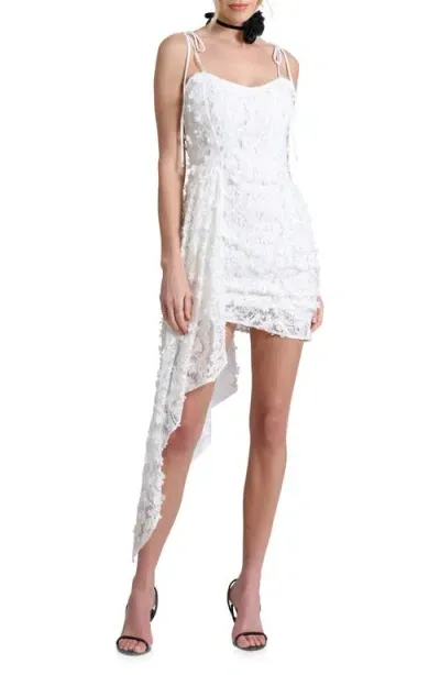 Avec Les Filles Floral Appliqué Waterfall Lace Cocktail Minidress In White