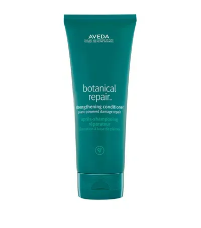 Aveda Botanical Repair Strengthening Conditioner In White