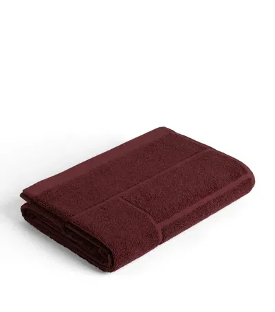 Baina Organic Cotton Greenwich Bath Towel In Burgundy