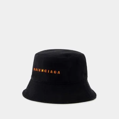 Balenciaga Bucket Hat In Black