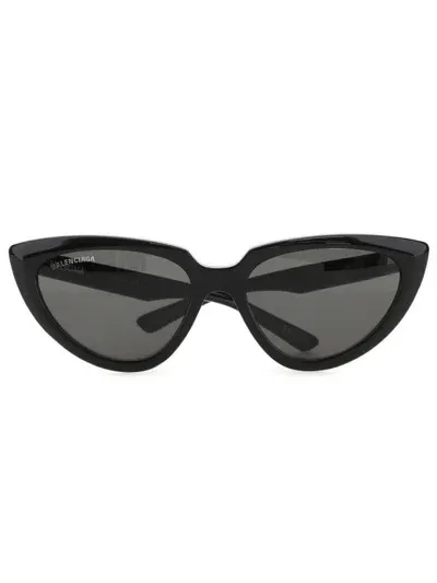 Balenciaga Cat-eye Sunglasses In Black