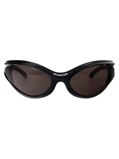 Balenciaga Eyewear In 001 Black Black Grey