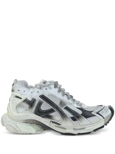 Balenciaga Runner Gradient Sneakers In White/black