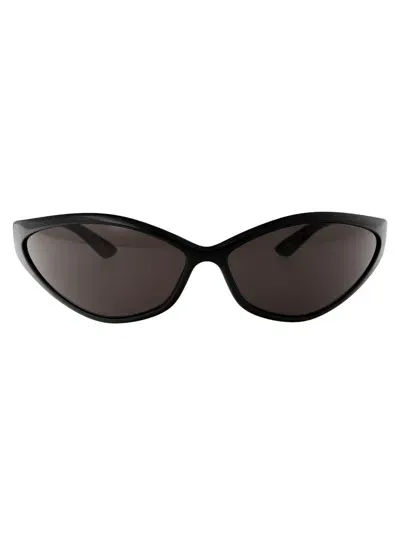 Balenciaga Sunglasses In 001 Black Black Grey