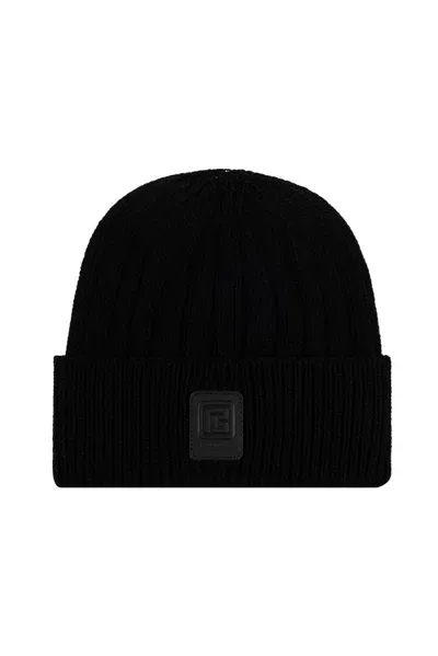 Balmain Logo Patch Ribbed Beanie In Black