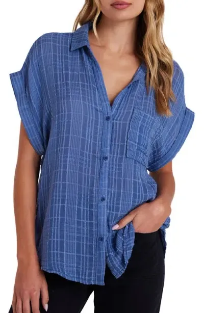 Bella Dahl Plaid Short Sleeve Button-up Shirt In Multi