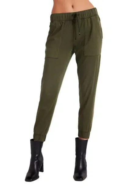 Bella Dahl Pocket Joggers In Italian Herb