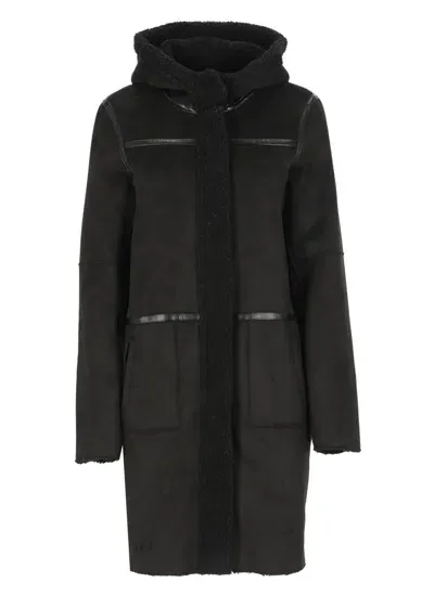 Betta Corradi Coat With Syntetic Fur In Black