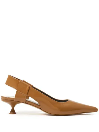 Bimba Y Lola Slingback Leather Pumps In Braun