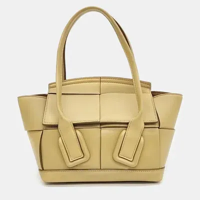 Pre-owned Bottega Veneta Arco Mini Bag In Beige