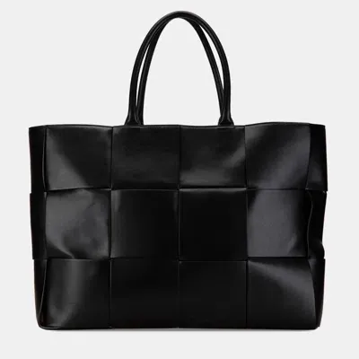 Pre-owned Bottega Veneta Black Large Lambskin Intrecciato Arco Tote