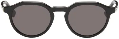 Bottega Veneta Black Logo Plaque Sunglasses In Black-black-grey