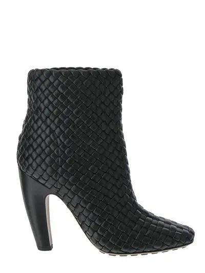 Bottega Veneta Canalazzo Ankle Boot In Black