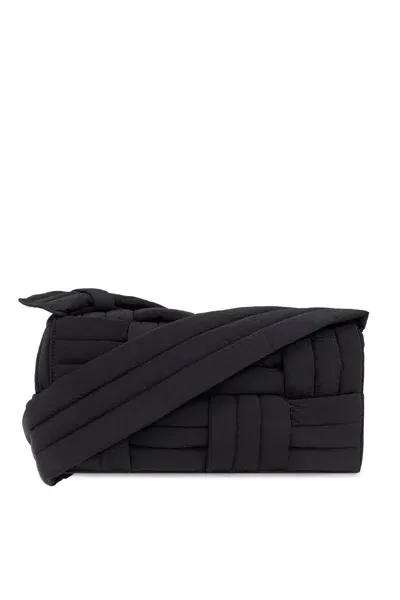 Bottega Veneta Cassette Medium Shoulder Bag In Nero