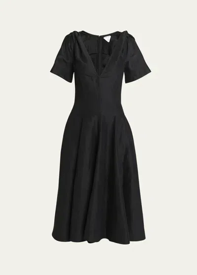 Bottega Veneta Fluid Linen Midi Dress With Twist Detail In Nero