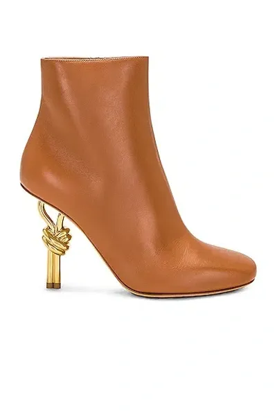 Bottega Veneta Knot Ankle Boot In Wood