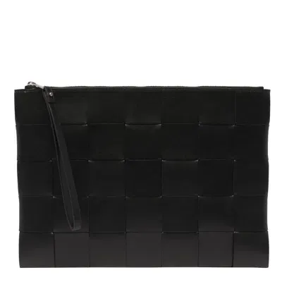 Bottega Veneta Pochette Cassette Grande In Black