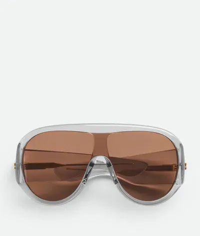 Bottega Veneta Scudo Shield Sonnenbrille In Clear