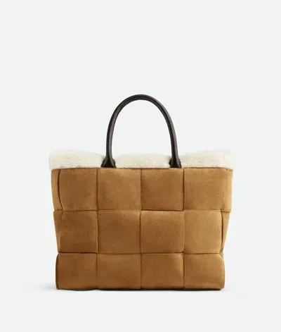 Bottega Veneta Small Arco Tote Bag With Strap In Camel/teddy/fondant