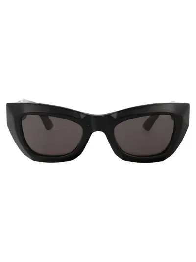 Bottega Veneta Sunglasses In 001 Black Black Grey