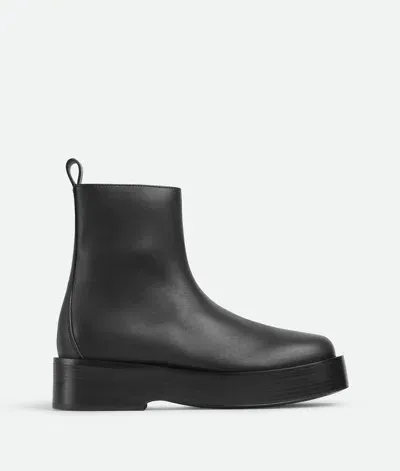 Bottega Veneta Torino Ankle Boot In Black