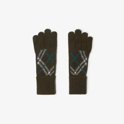 Burberry Check Cashmere Blend Gloves In Snug