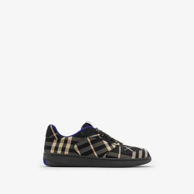 Burberry Check Terrace Sneakers In Black