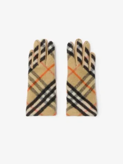 Burberry Check Wool Gloves In Sand