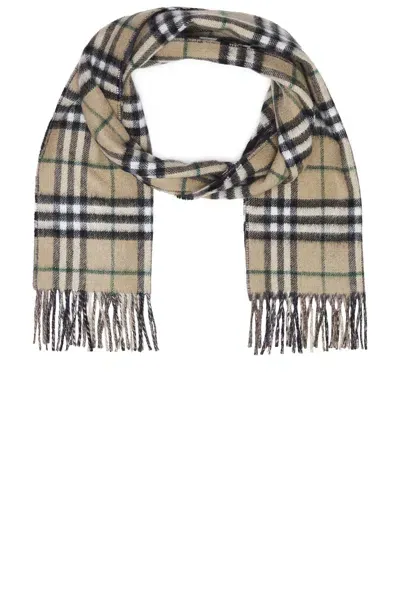 Burberry Double Face Scarf In Linden & Off Black