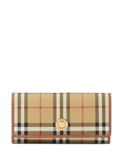 Burberry Halton Wallet In Brown