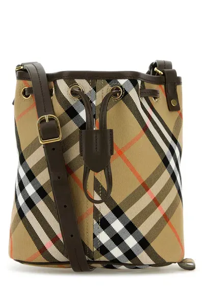 Burberry Ll Mn Drawstring Bucket Cj1-tu Nd  Female