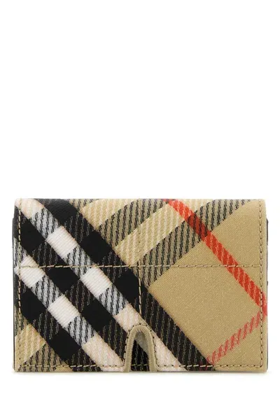 Burberry Checked Folded Card Case In Sandipcheck