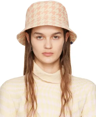 Burberry Pink Houndstooth Bucket Hat In Sherbet