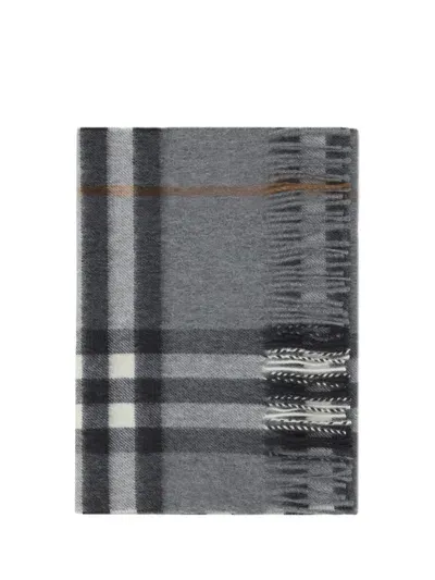 Burberry Scarf In Grey