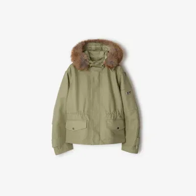 Burberry Short Faux Fur Trim Cotton Parka In Hunter