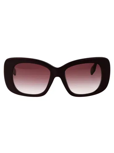 Burberry Sunglasses In 39798h Bordeaux