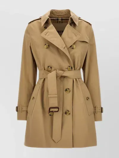 Burberry Kensington Short Trench Coat In Cream