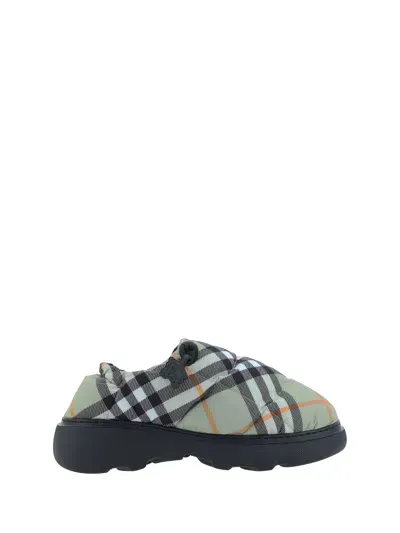 Burberry Flat Shoes In Multicolor