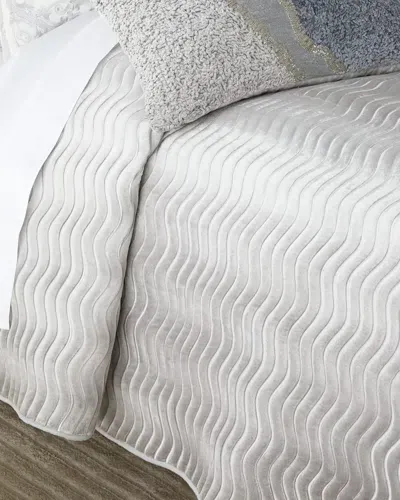 Callisto Home Taylor Wave King Quilt In Silver