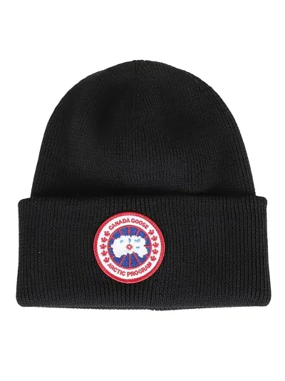 Canada Goose Arctic Beanie In Black