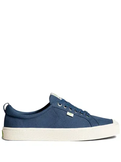 Cariuma Oca Organic Cotton Sneakers In Shadow Blue