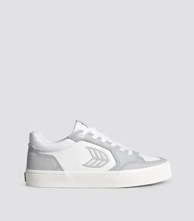 Cariuma Vallely Logo-detail Leather Sneakers In White Premium Leather/grey