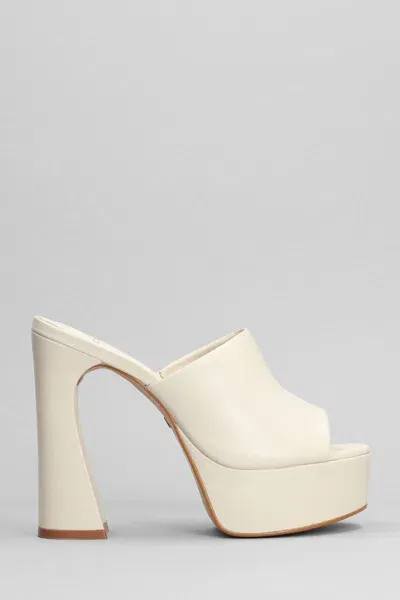 Carrano Slipper-mule In Beige