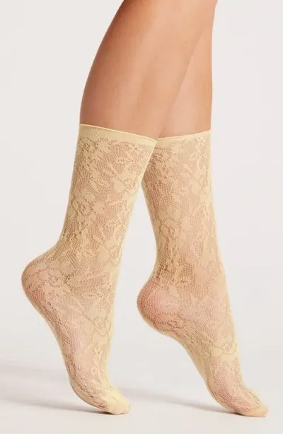 Casa Clara Pointelle Quarter Socks In Butter