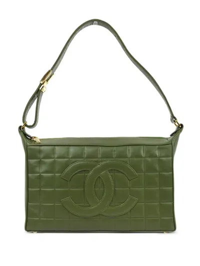 Pre-owned Chanel 2000 Choco Bar Shoulder Bag In Green